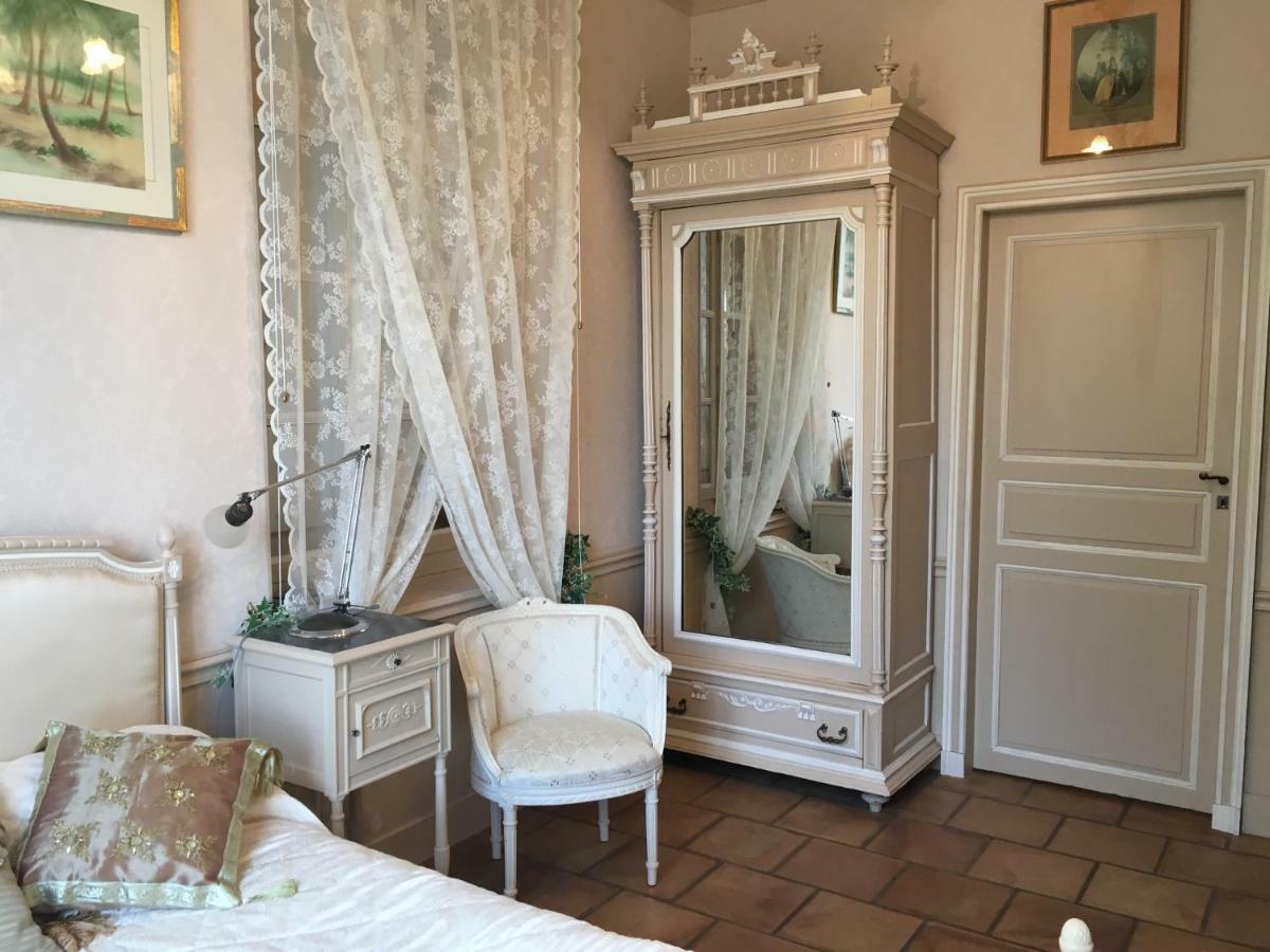Bed and Breakfast Domaine Du Faget Монтобан Экстерьер фото